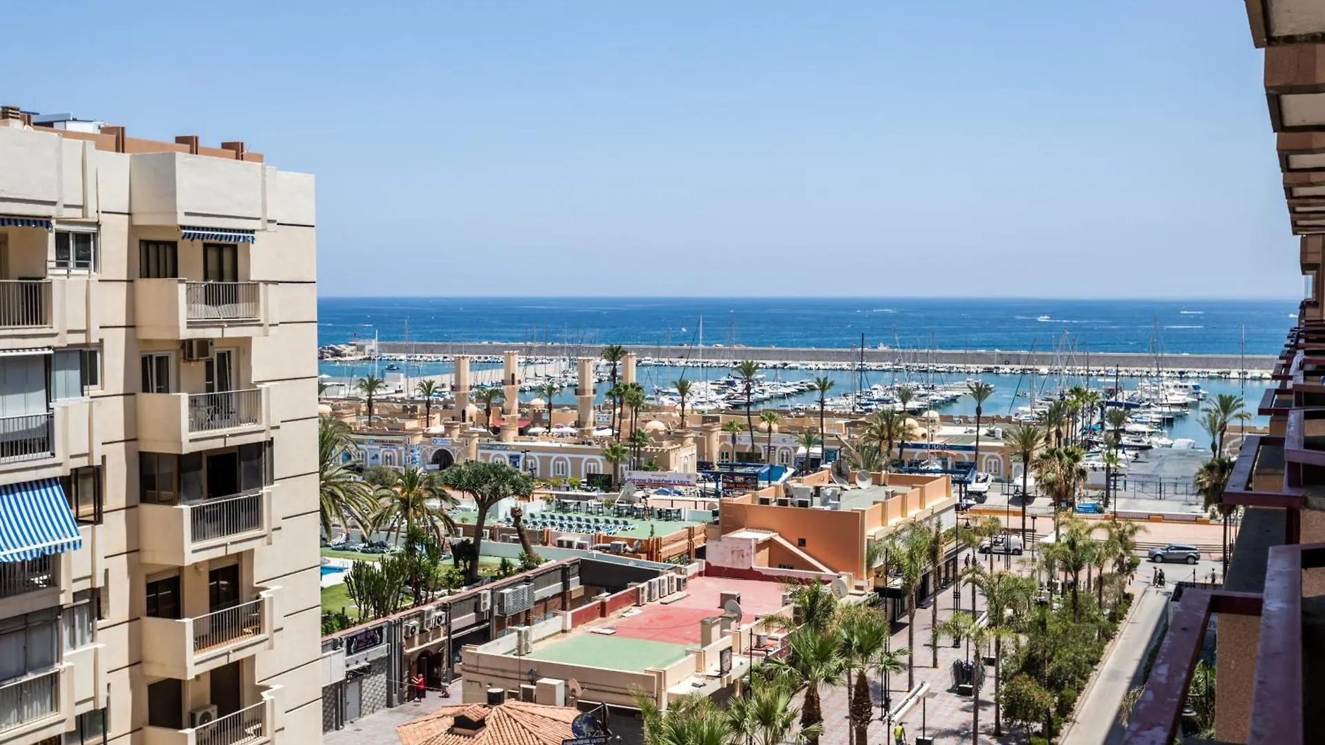 Apartment Sur Suites Palmeras 583 Fuengirola Spain